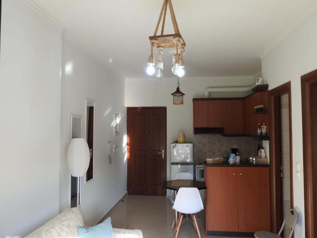 F.K Room 2 Aigio Bagian luar foto