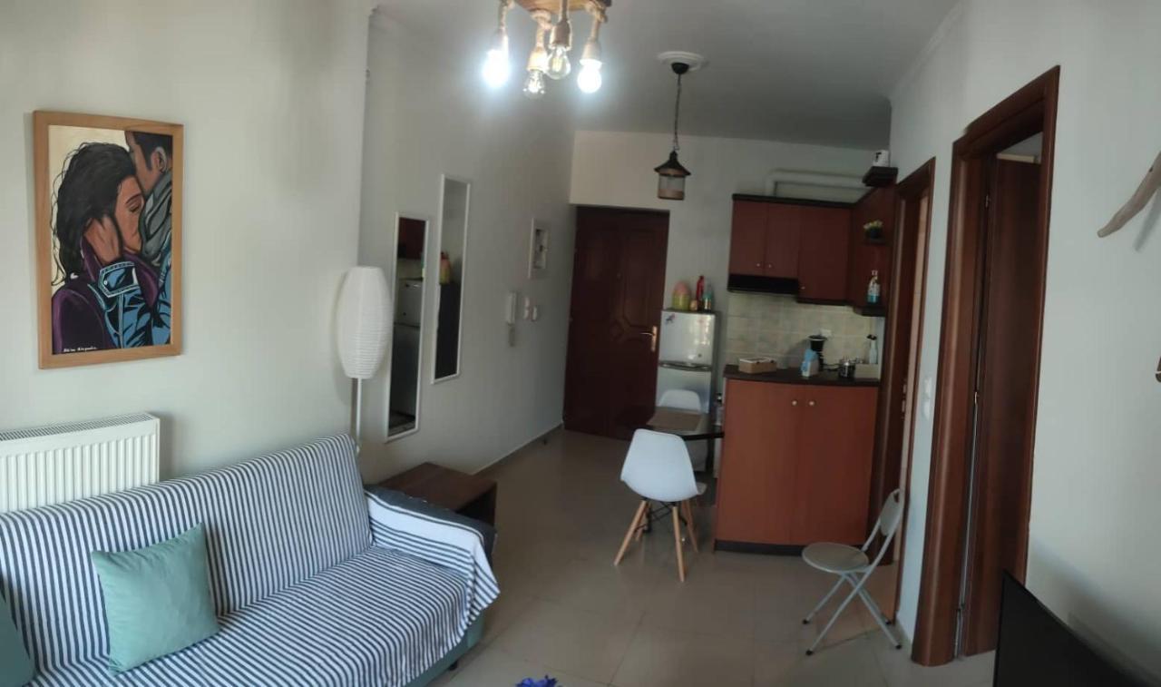F.K Room 2 Aigio Bagian luar foto